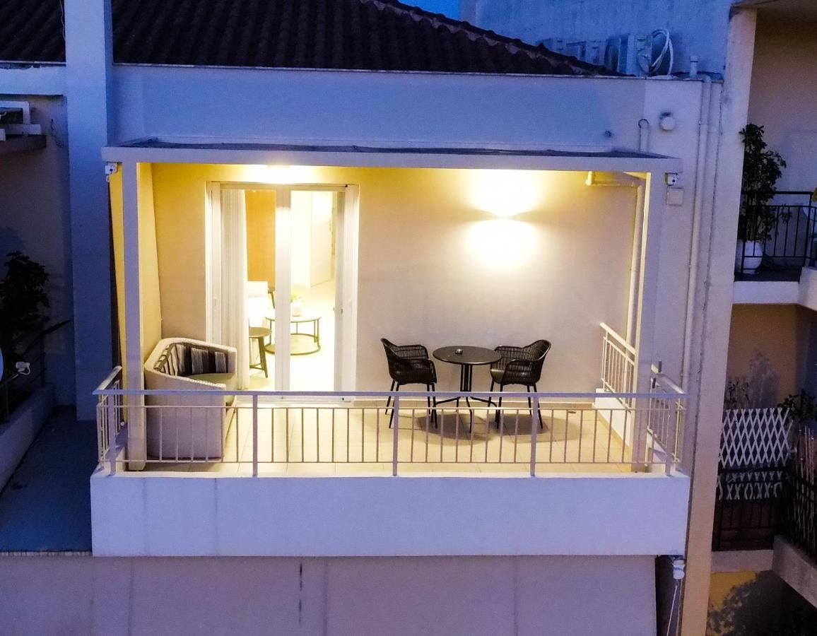 Living In Nafplio Urban Chic Apartments מראה חיצוני תמונה